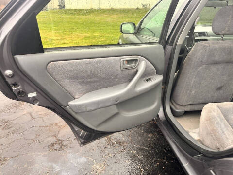 1999 Toyota Camry LE