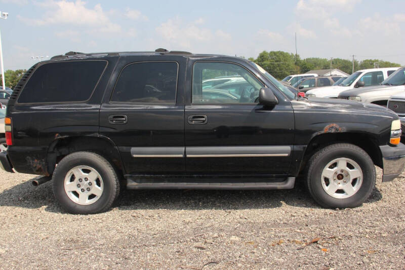 2004 Chevrolet Tahoe LS