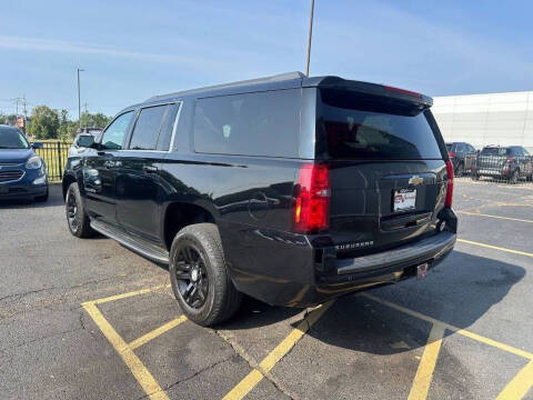 2017 Chevrolet Suburban LT