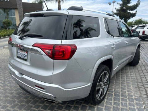 2017 GMC Acadia Denali