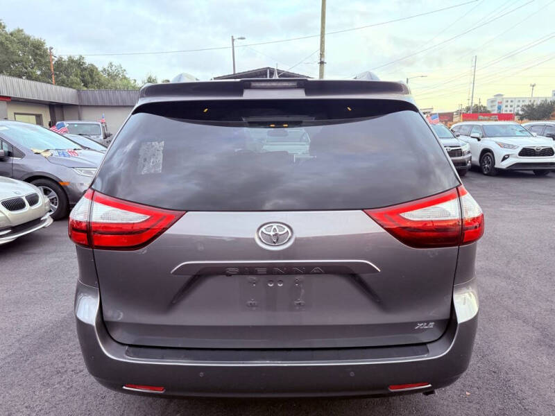 2018 Toyota Sienna