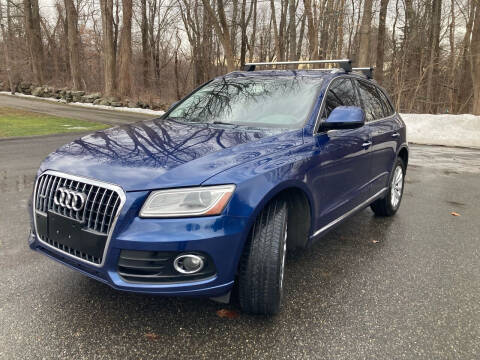 2016 Audi Q5 for sale at Lou Rivers Used Cars in Palmer MA