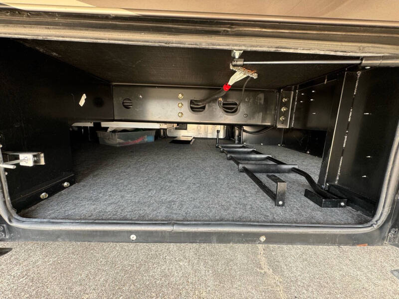 2013 Tiffin Allegro Breeze 32br Diesel, Sleeps 6