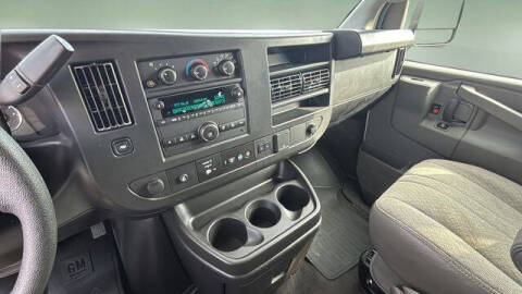 2024 Chevrolet Express LT 3500