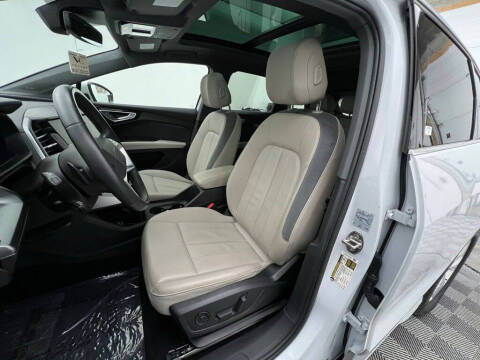 2023 Audi Q4 e-tron quattro Premium Plus 50