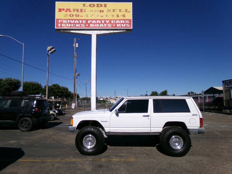 1988 Jeep Cherokee Laredo