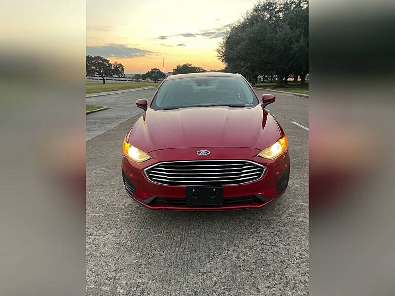 2020 Ford Fusion SE