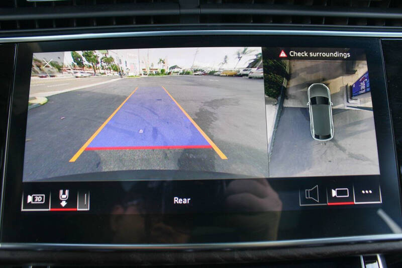 2021 Audi Q8 quattro Prestige 55 TFSI