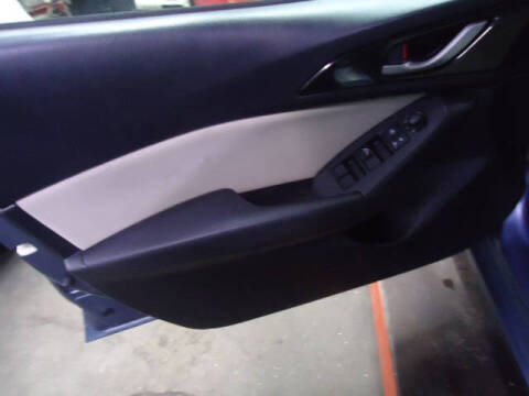 2015 Mazda MAZDA3 i Sport