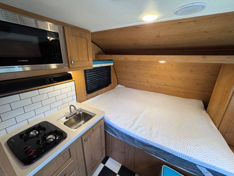 2023 Riverside RV Retro 135