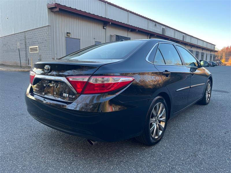2015 Toyota Camry Hybrid