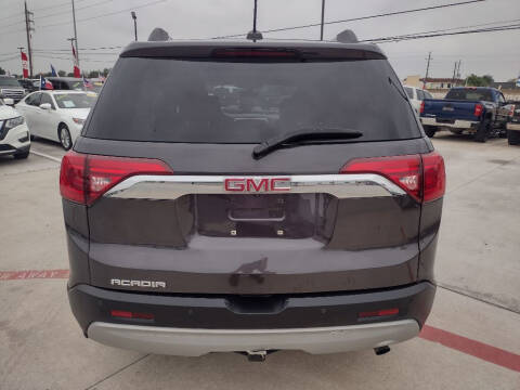 2017 GMC Acadia SLE-2