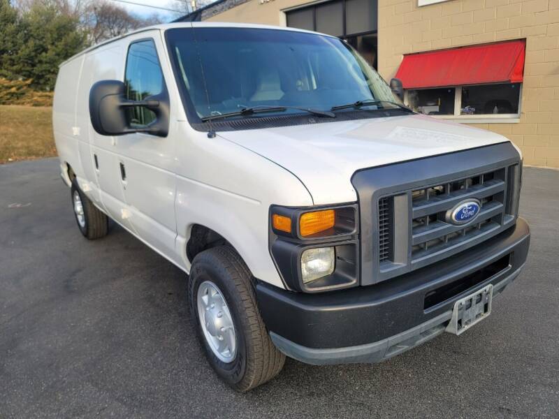 2014 Ford E-Series for sale at I-Deal Cars LLC in York PA