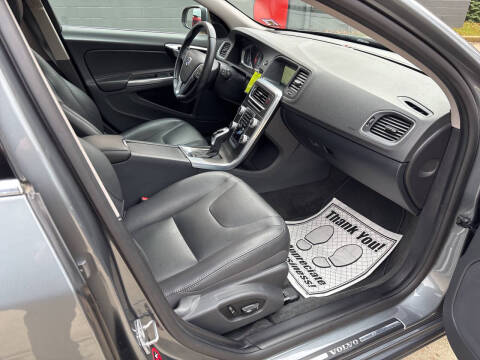 2016 Volvo V60 T5 Premier