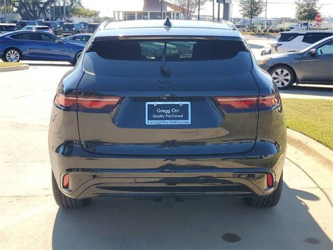 2024 Jaguar F-PACE P250 R-Dynamic S