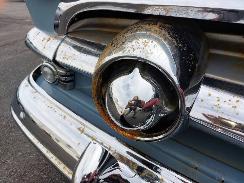 1951 Ford Deluxe