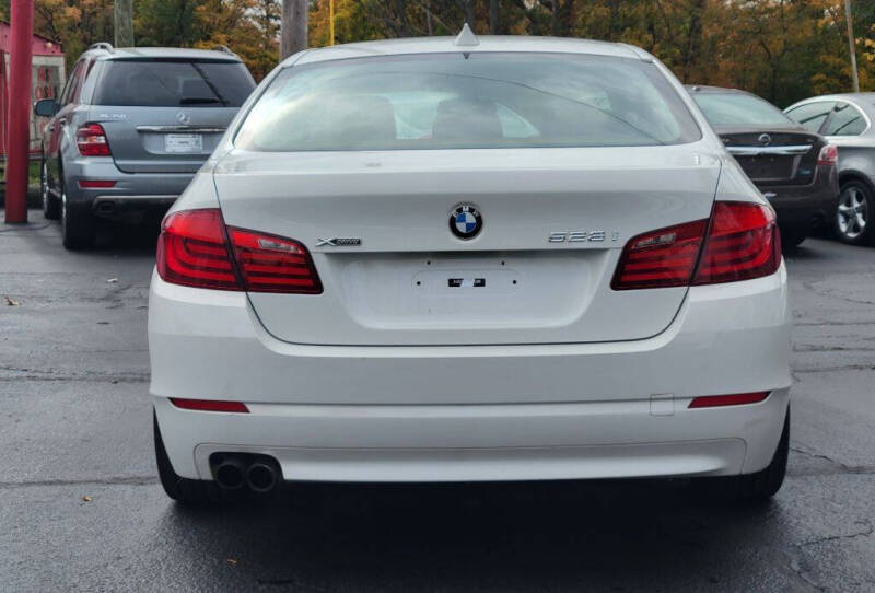 2013 BMW 5 Series 528i xDrive