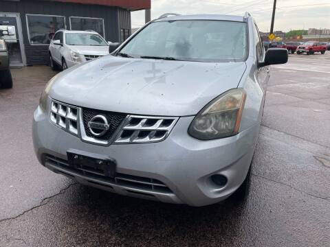 2014 Nissan Rogue Select for sale at Canyon Auto Sales LLC in Sioux City IA
