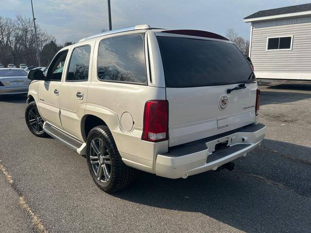 2004 Cadillac Escalade