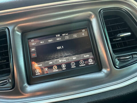 2020 Dodge Challenger SXT