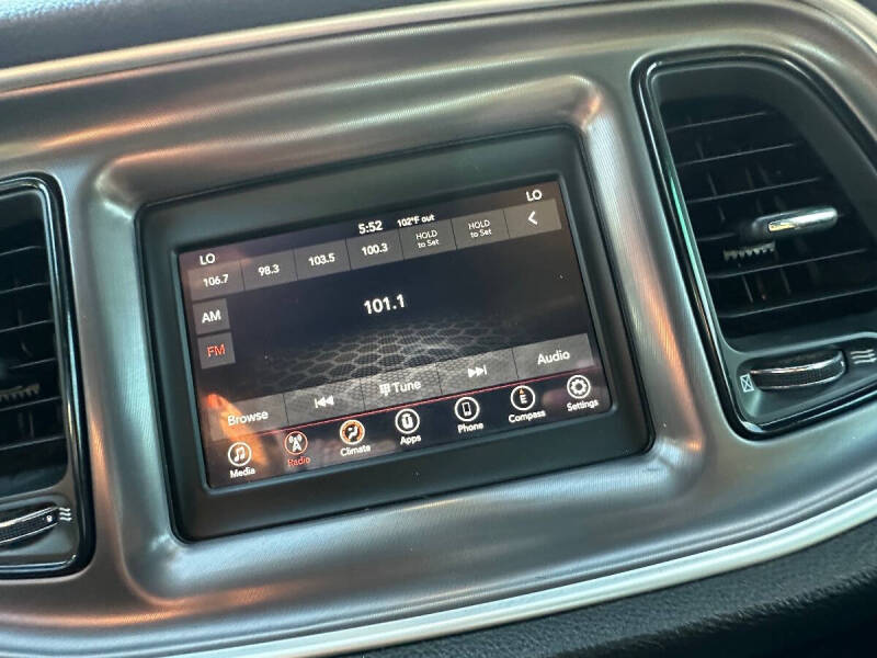 2020 Dodge Challenger SXT