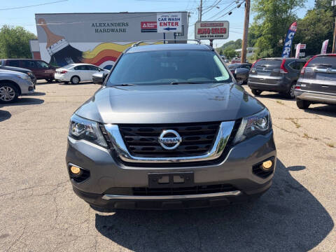2018 Nissan Pathfinder Platinum