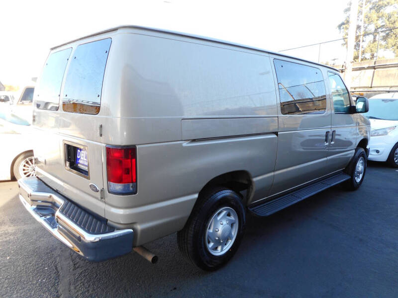 2008 Ford E-Series E-250