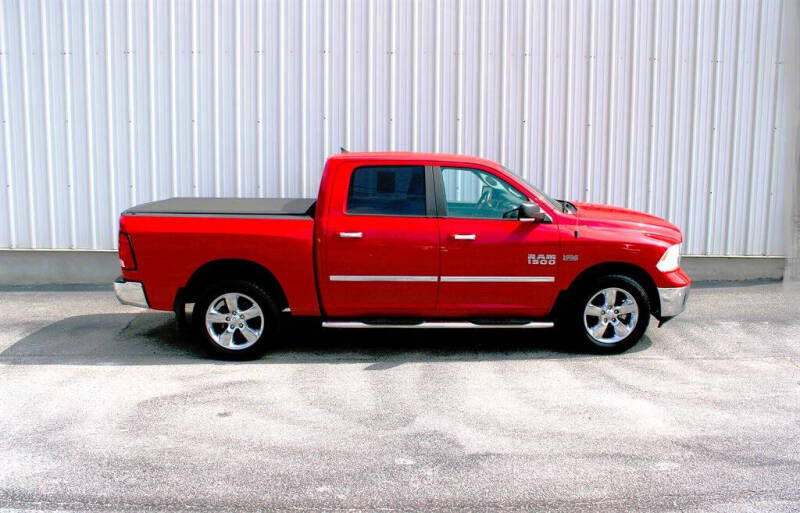 2017 RAM 1500 SLT