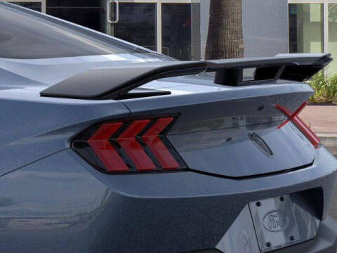 2025 Ford Mustang Dark Horse