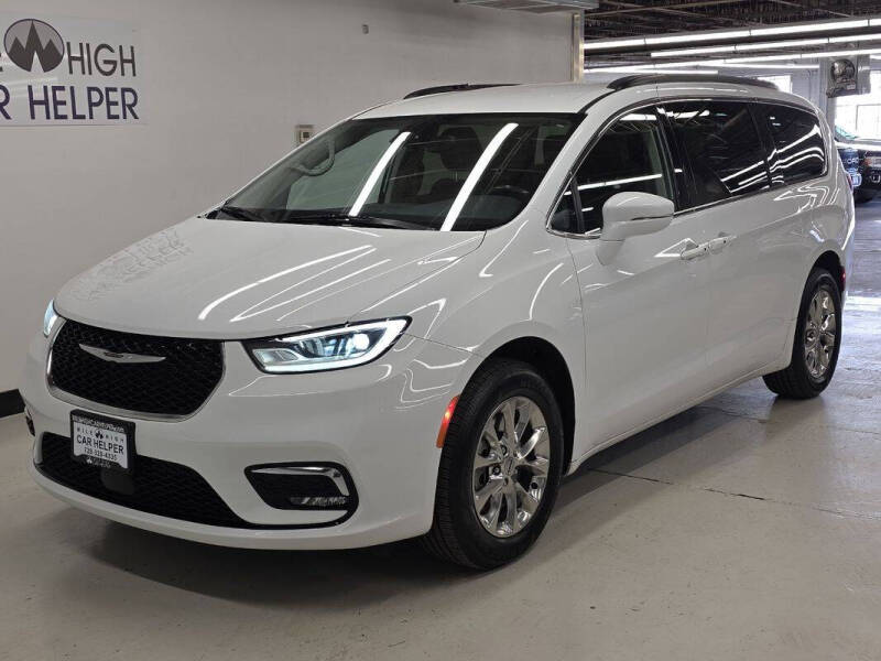 2022 Chrysler Pacifica Touring L