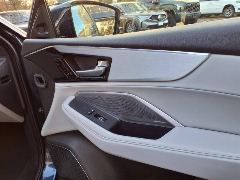 2025 Acura MDX SH-AWD w/Tech