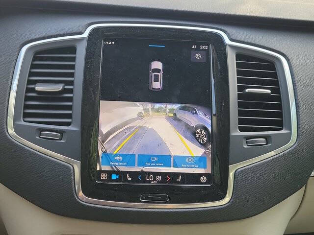 2024 Volvo XC90 B5 Core Bright Theme