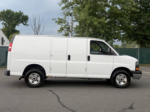 2016 GMC Savana