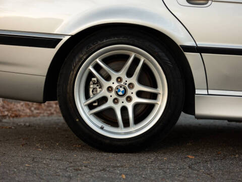 2001 BMW 7 Series 740i