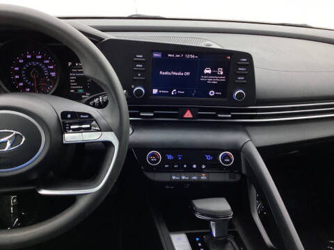 2022 Hyundai Elantra