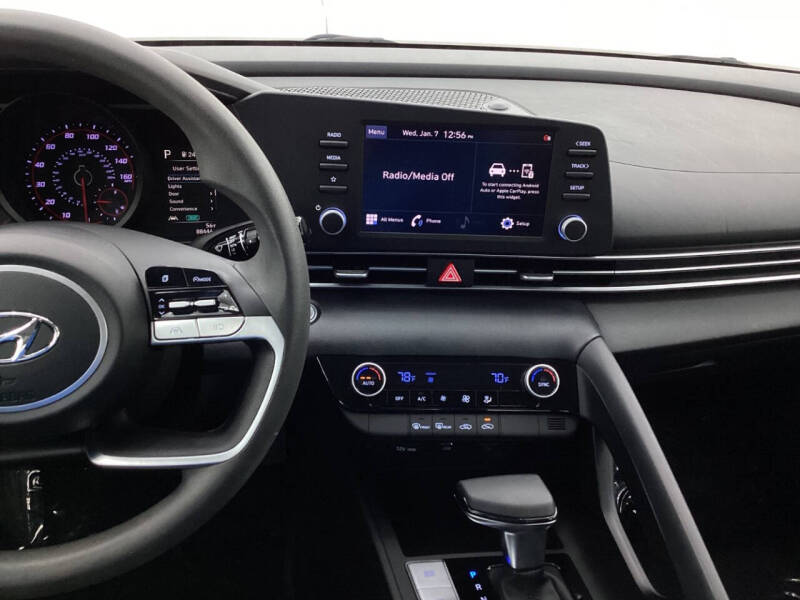 2022 Hyundai Elantra