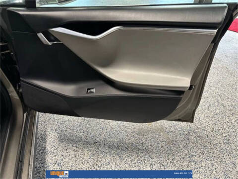 2015 Tesla Model S P90D