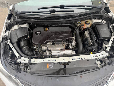 2018 Chevrolet Cruze LT Auto