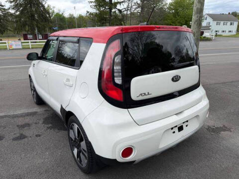 2017 Kia Soul +