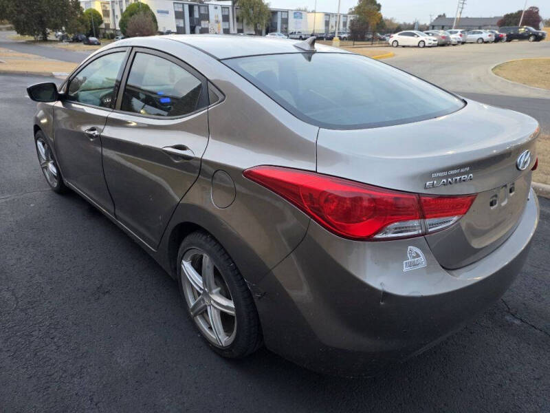 2011 Hyundai Elantra GLS