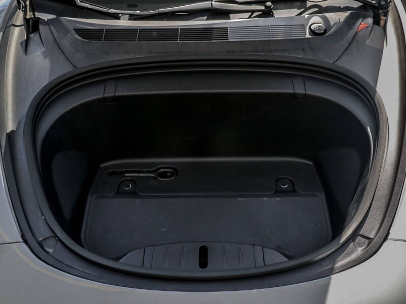 2019 Tesla Model 3 Mid Range