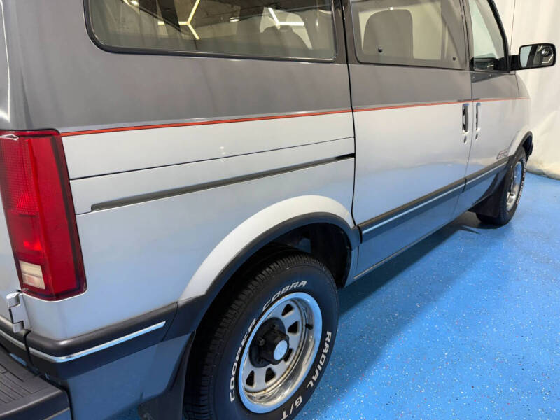 1990 Chevrolet Astro
