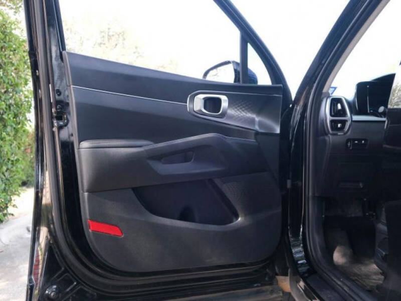 2022 Kia Sorento Hybrid S