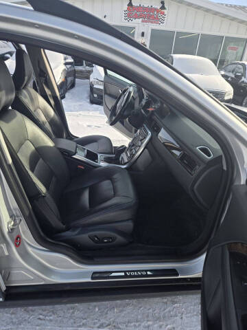 2015 Volvo XC70 T6 Platinum