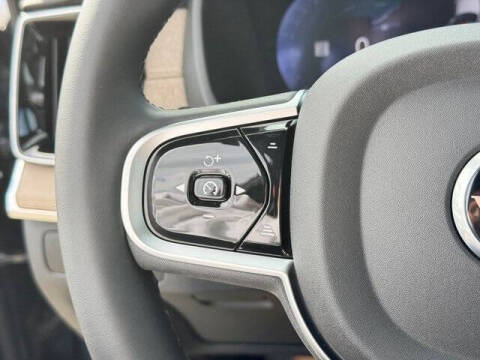 2026 Volvo XC90 B6 Ultra Dark 6P