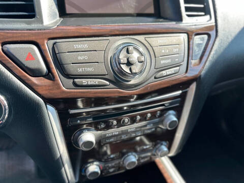 2013 Nissan Pathfinder Platinum