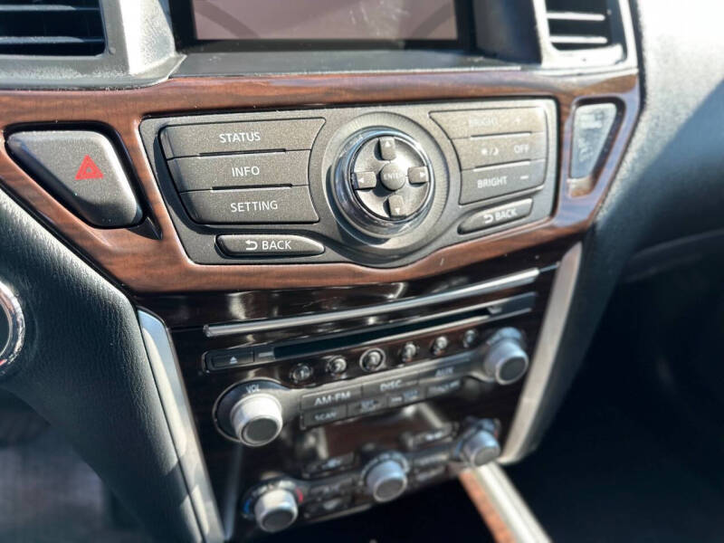 2013 Nissan Pathfinder Platinum