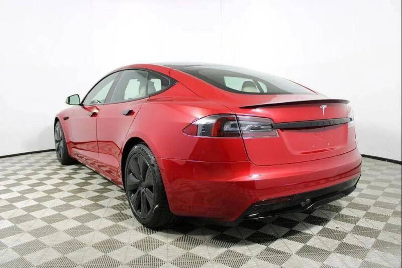 2021 Tesla Model S Plaid