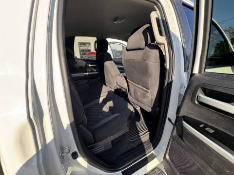 2019 Toyota Tundra SR5