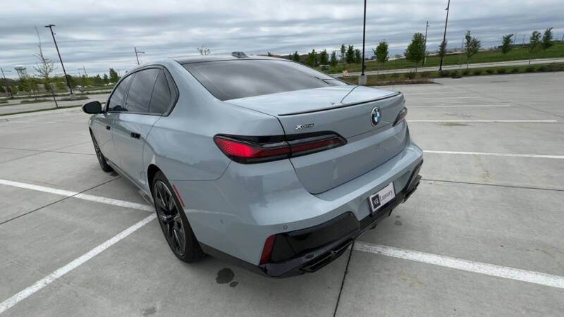 2023 BMW 7 Series 760i xDrive